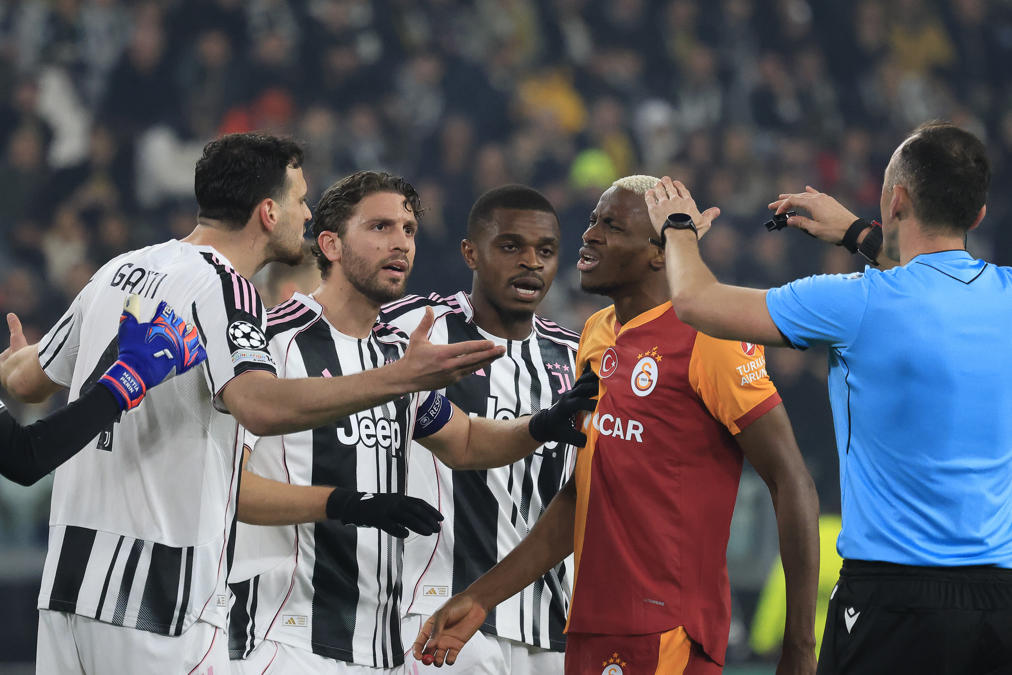 Rekor kırdı: Victor Osimhen'den adını Galatasaray tarihine yazdıran gol