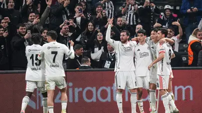 Güle oynaya çeyrek finalde: Beşiktaş yeni yaşına moralli girdi