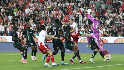 Trendyol Süper Lig'de küme düşen son takım belli oldu Trendyol Süper Lig'de küme düşen son takım belli oldu