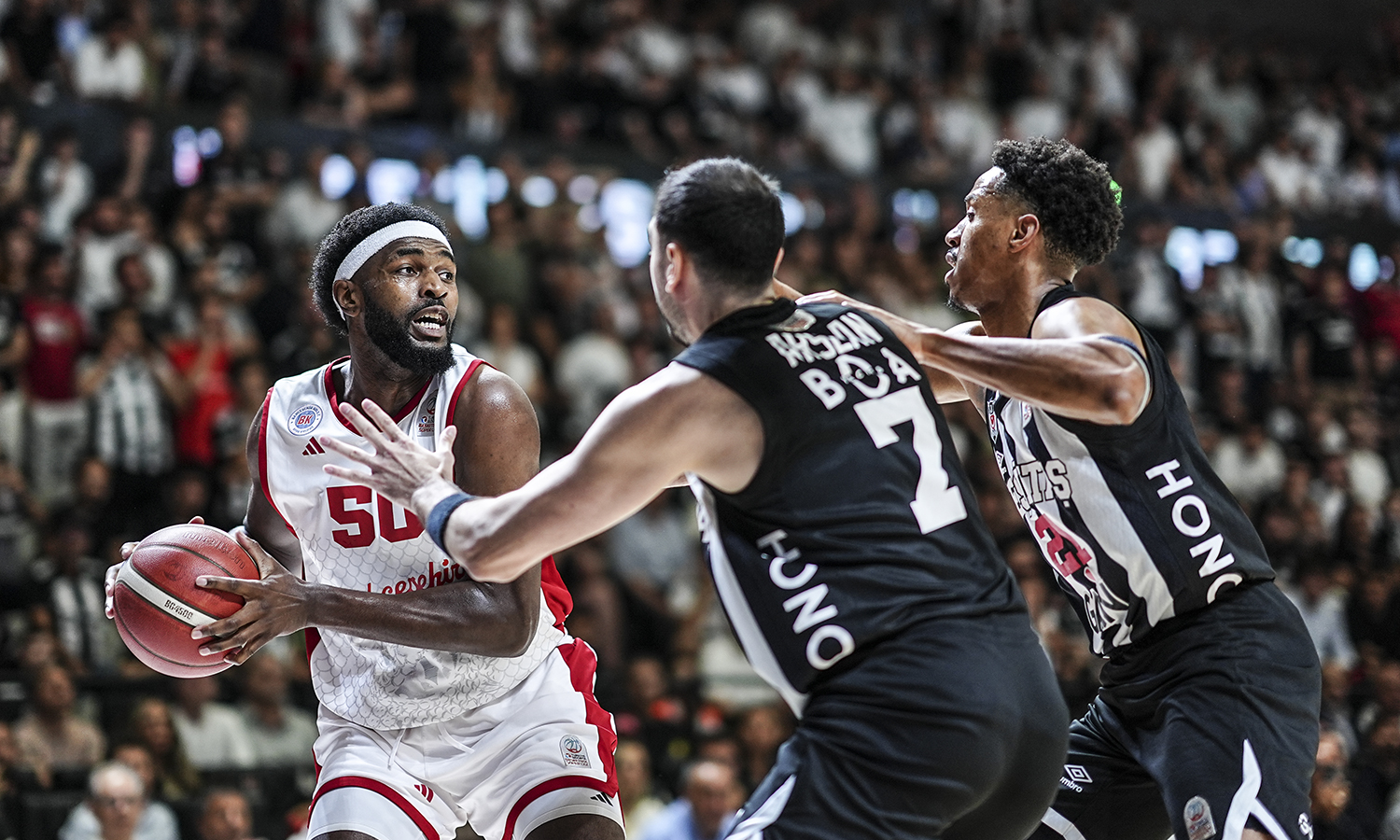Basketbol Süper Ligi'nde finalin adı 5. maç sonund