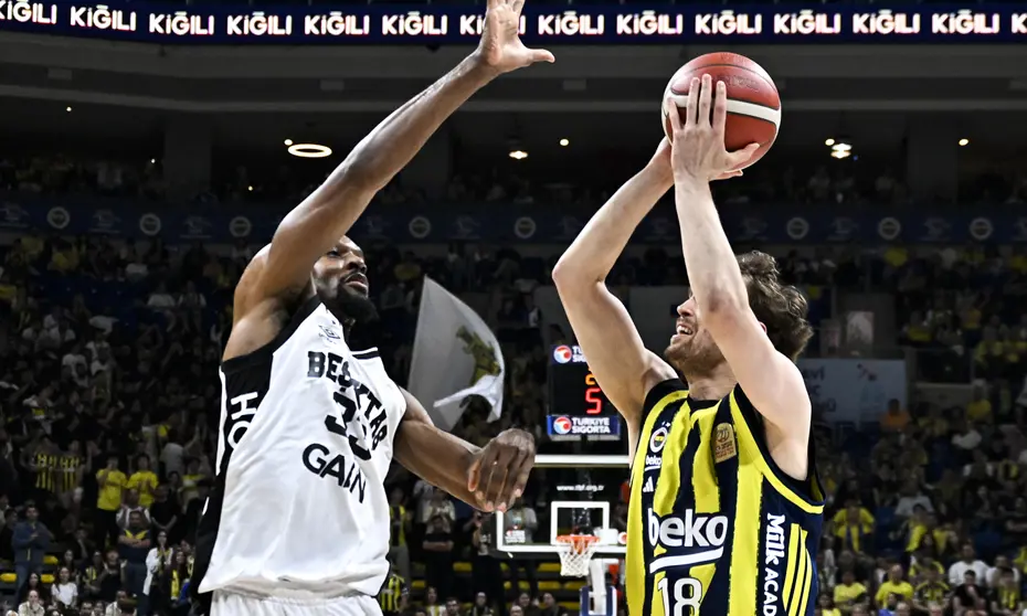 Beşiktaş GAİN deplasmanda Fenerbahçe Beko'yu yenerek seriye başladı - 3