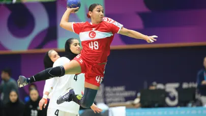 A Milli Kadın Hentbol Takımı Maldivleri yenip yarı final biletini aldı