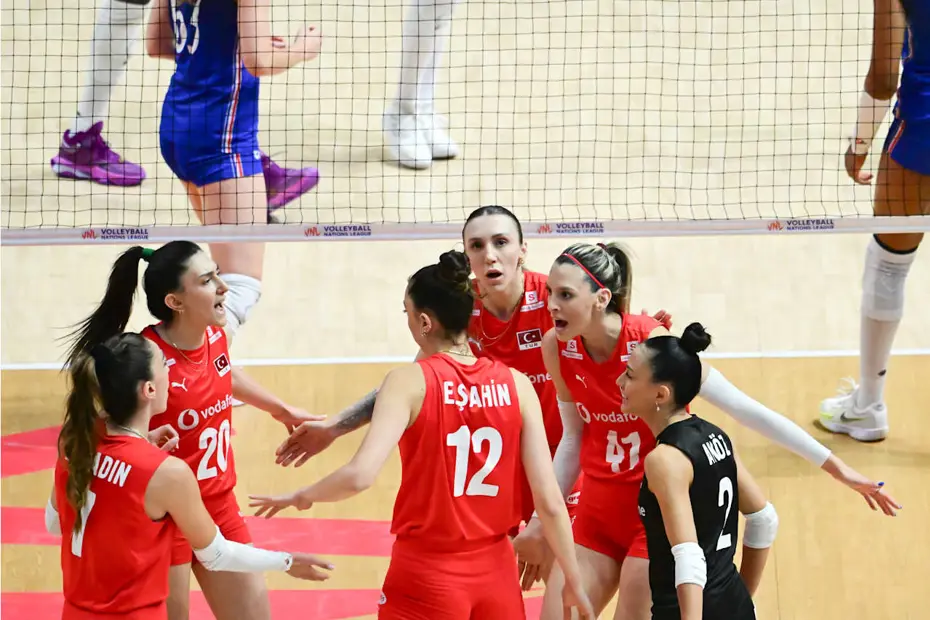 Filenin Sultanları maçı hangi kanalda? | Dominik Cumhuriyeti - Türkiye voleybol maçı ne zaman, saat kaçta? - 4 Filenin Sultanları maçı hangi kanalda? | Dominik Cumhuriyeti - Türkiye voleybol maçı ne zaman, saat kaçta? - 4