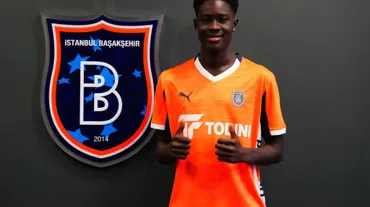 Başakşehir, altyapıdan Gambiyalı golcü çıkardı: 3 yıllık sözleşme imzaladı