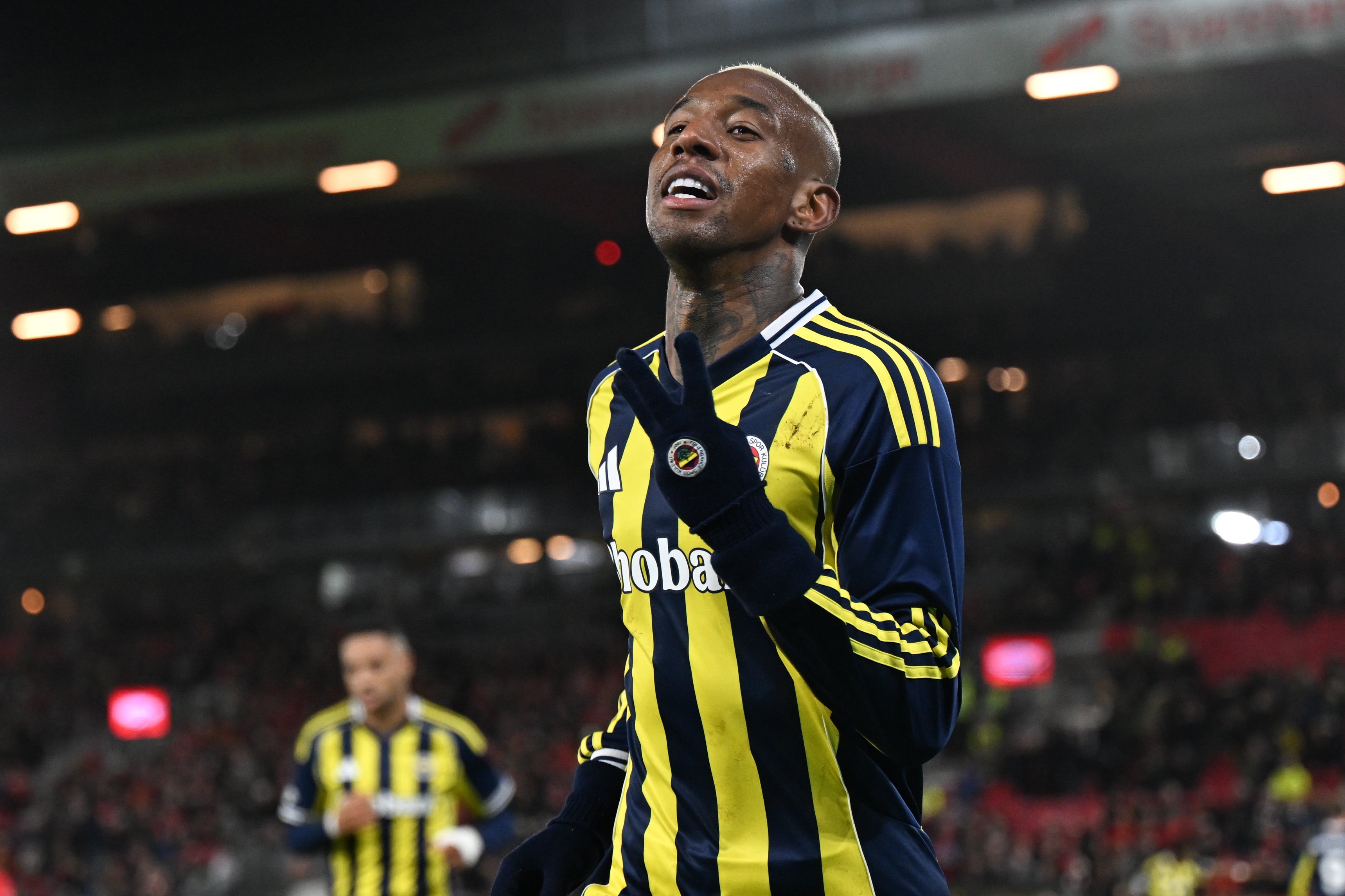 Spor yazarları Fenerbahçe için ne dedi?