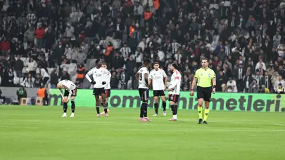 "Halil Umut Meler Beşiktaş ile ne sorunu olduğunu açıklamalı" | Spor yazarları Beşiktaş için ne dedi?