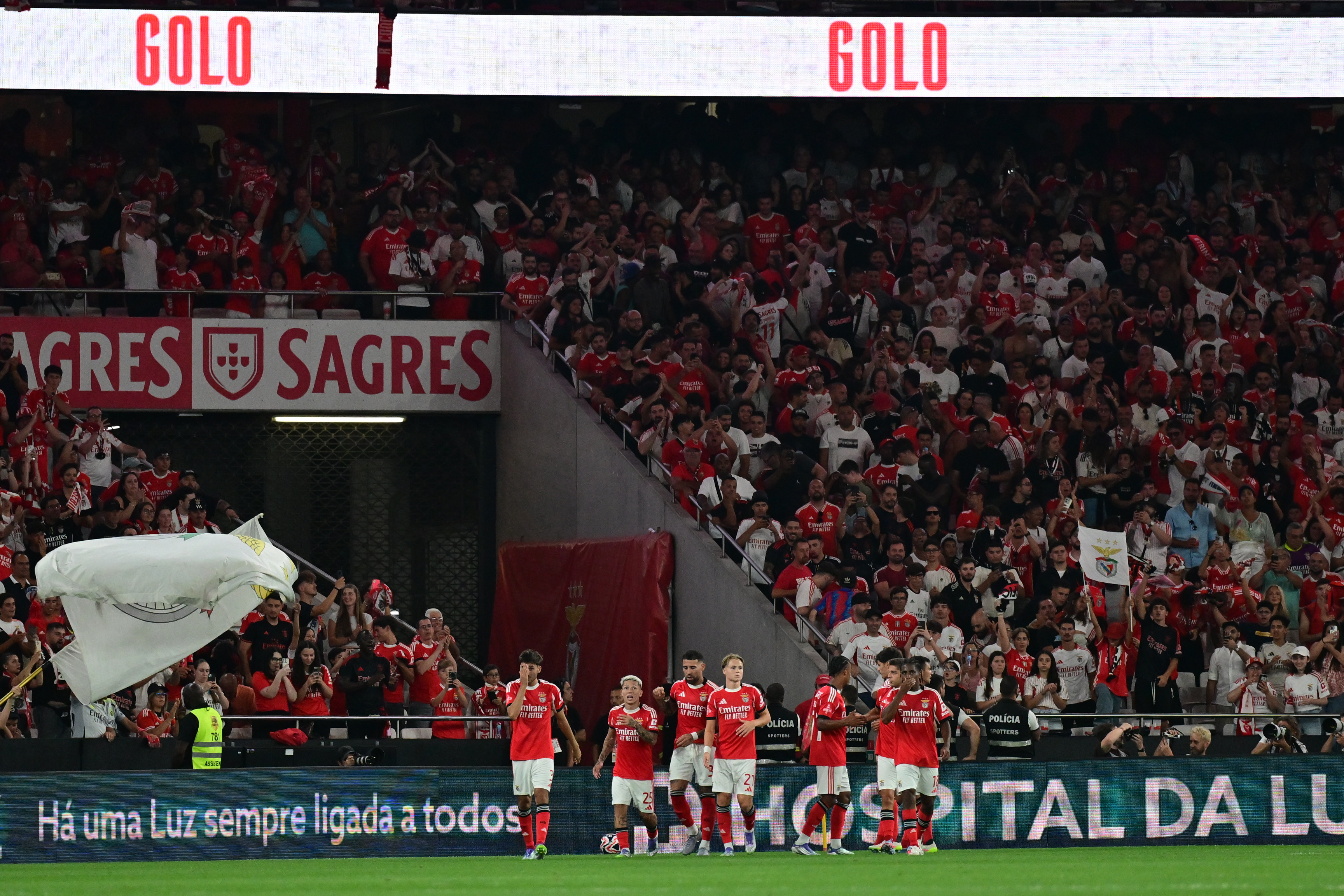 RESMİ: Benfica-Fenerbahçe maçında sakatlık depremi, sezonu kapattı