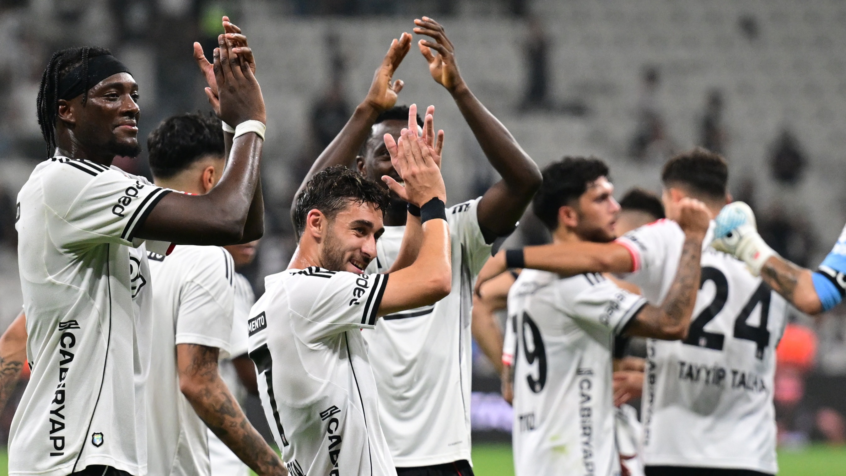 Beşiktaş, Göztepe'ye eksik gidiyor: Kadro resmen açıklandı