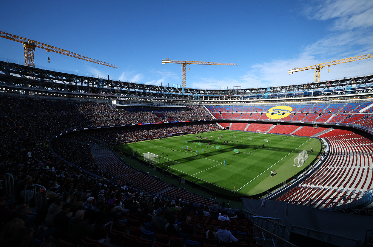 Camp Nou Yenilendi: Türk Eli Değdi, Barca'nın Evine Nihayet 'Son Rötuş' Yapıldı!