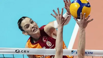 Galatasaray'dan Alexia Carutasu'ya yeni sözleşme
