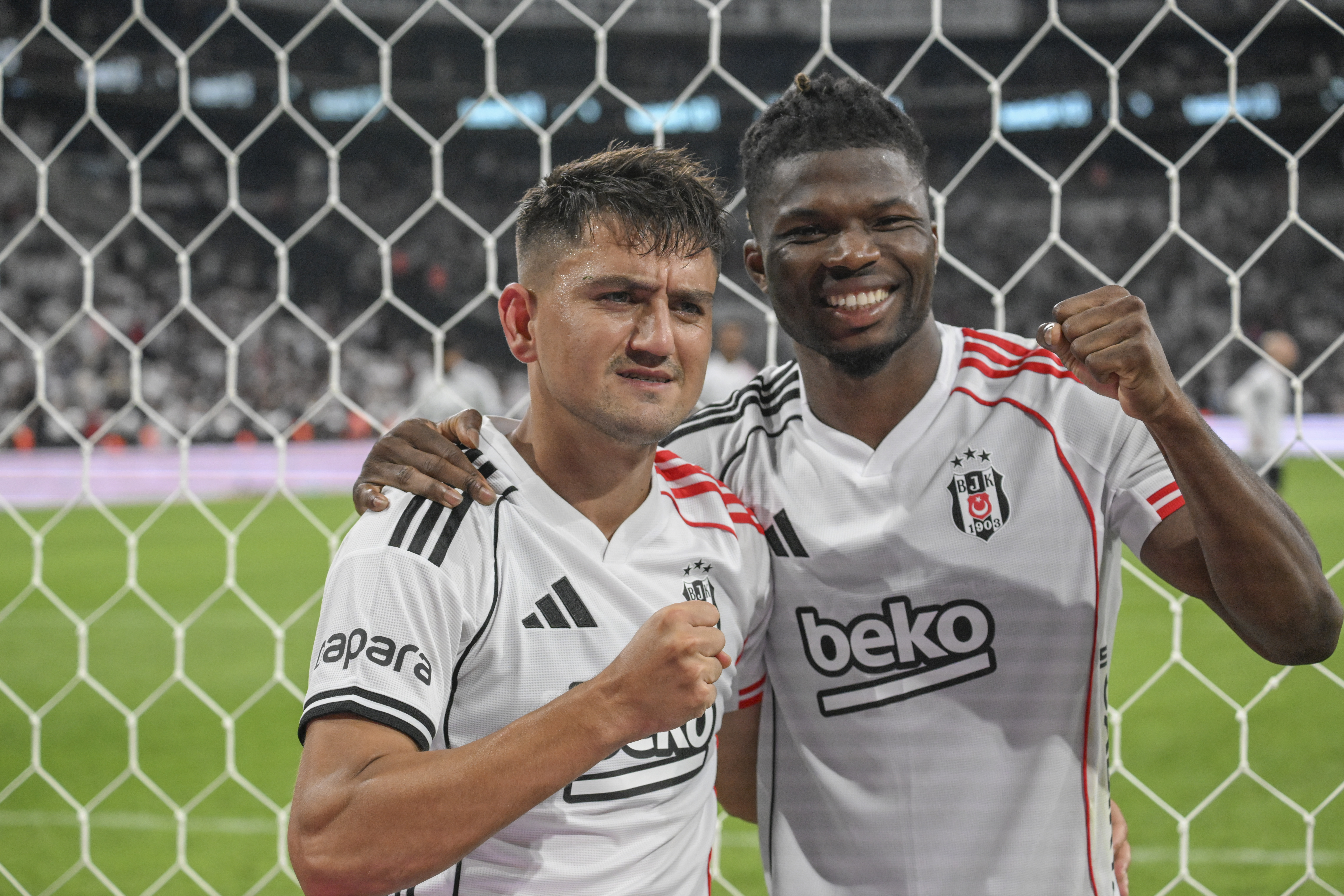 "Belki de yılın transferi olacak" | Spor yazarları Beşiktaş için ne dedi?