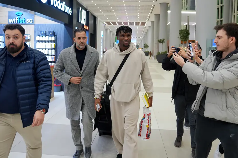 İlk sözler: Trabzonspor'un yeni transferi İstanbul'a geldi  - 2