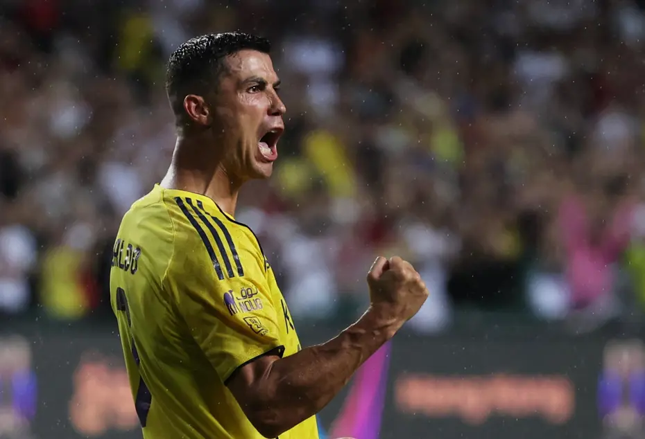 Cristano Ronaldo'nun futbol tarihine geçtiği maçta inanılmaz son: Kabusu yaşadı - 6