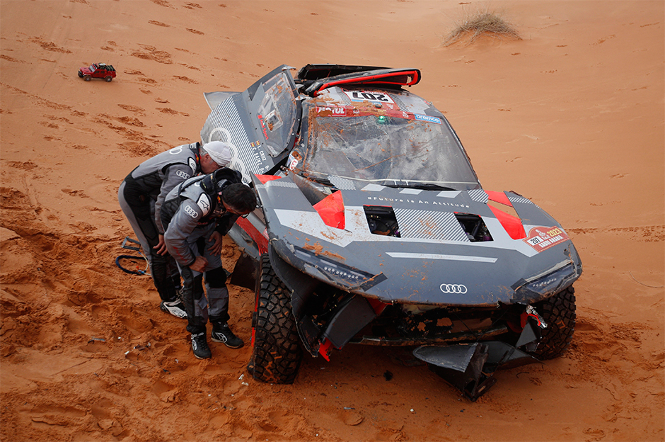 Dakar Rallisi'nde korkutan kaza