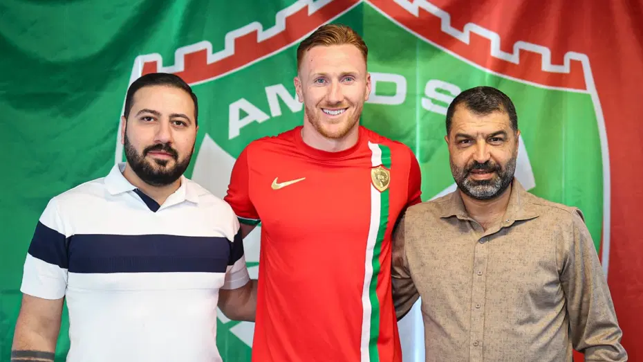 Amed'e İskoç stoper 