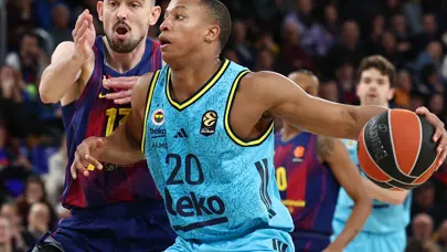 Fenerbahçe'de Devon Hall'e menisküs operasyonu Fenerbahçe'de Devon Hall'e menisküs operasyonu