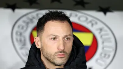 Domenico Tedesco isyan etti: "Ayrıcalık istemiyoruz" Domenico Tedesco isyan etti: "Ayrıcalık istemiyoruz"