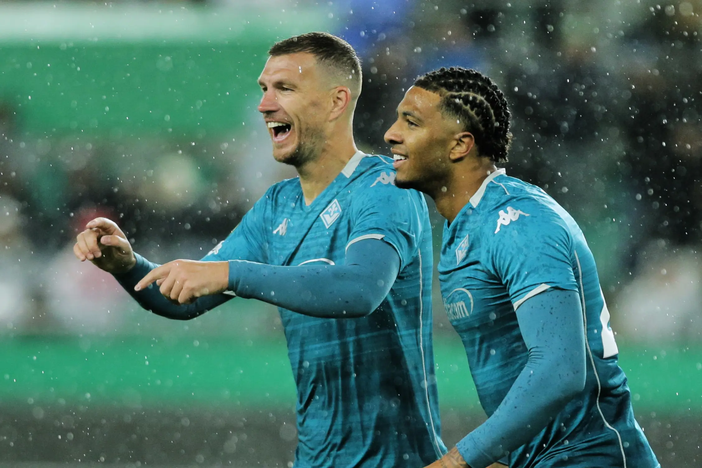 Dzeko'nun tarihe geçtiği maçın ardından açıklamaları gündem oldu: Fiorentina'dan hemen yanıt geldi