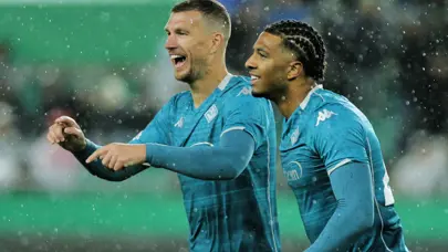 Dzeko'nun tarihe geçtiği maçın ardından açıklamaları gündem oldu: Fiorentina'dan hemen yanıt geldi