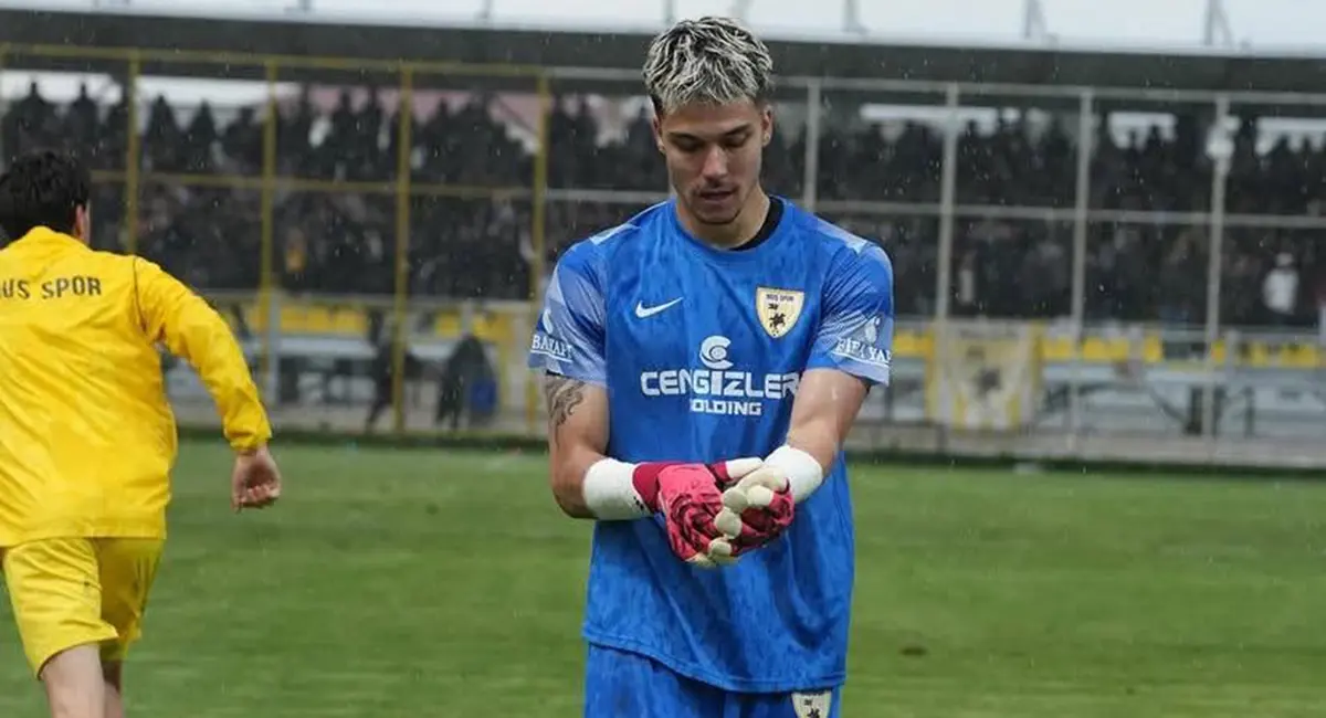 Manisa FK, yeni kalecisini Muş'tan buldu
