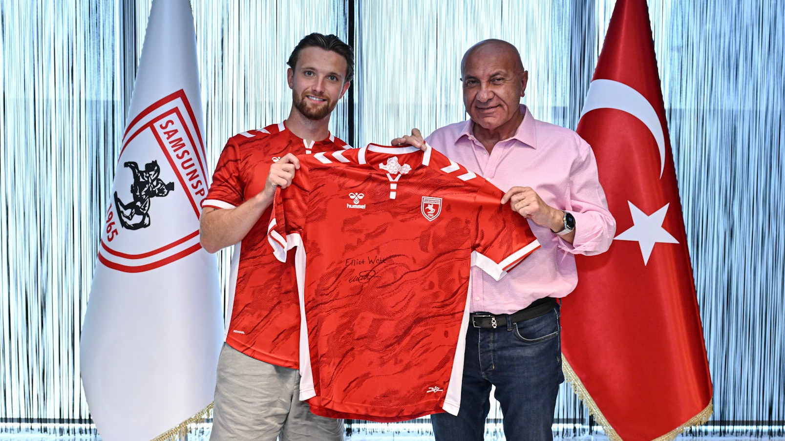 Samsunspor'a İskoç orta saha