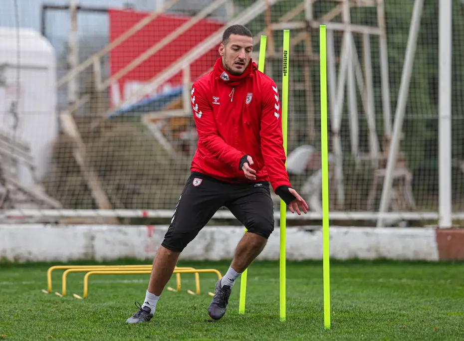 Avrupa'da atılan imzalar: 2025/26 sezonunun transferleri - 85