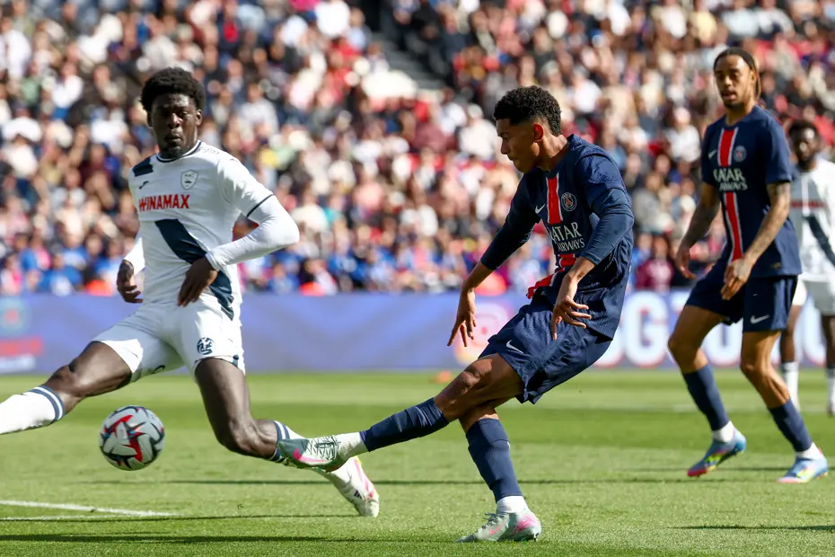 Beşiktaş'ta stoper transferi için sürpriz aday - 4 Beşiktaş'ta stoper transferi için sürpriz aday - 4