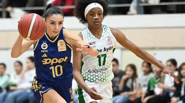 Fenerbahçe Opet'ten deplasmanda 30 sayı fark