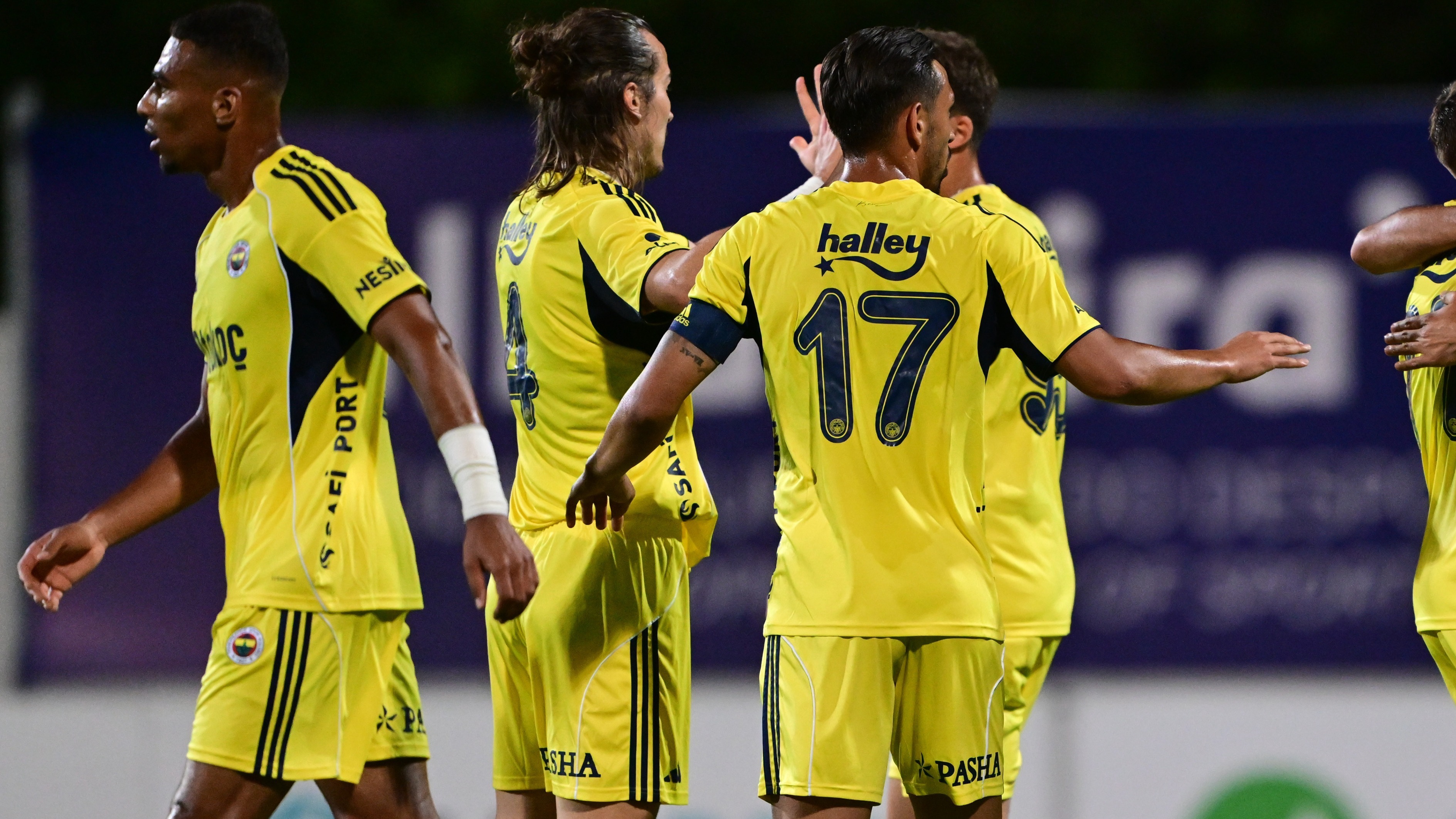 Fenerbahçe'de ayrılık, Mourinho onayı çoktan vermişti: Yıldız futbolcuya "Maaşını karşılarız" dediler