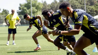 Fenerbahçe kamp için Portekiz'e geldi: 4 hazırlık maçına çıkacak