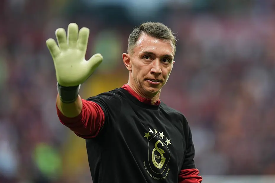 Tarihe geçecek imza Galatasaray'ın işine geldi: Ter Stegen kararını verdi - 2