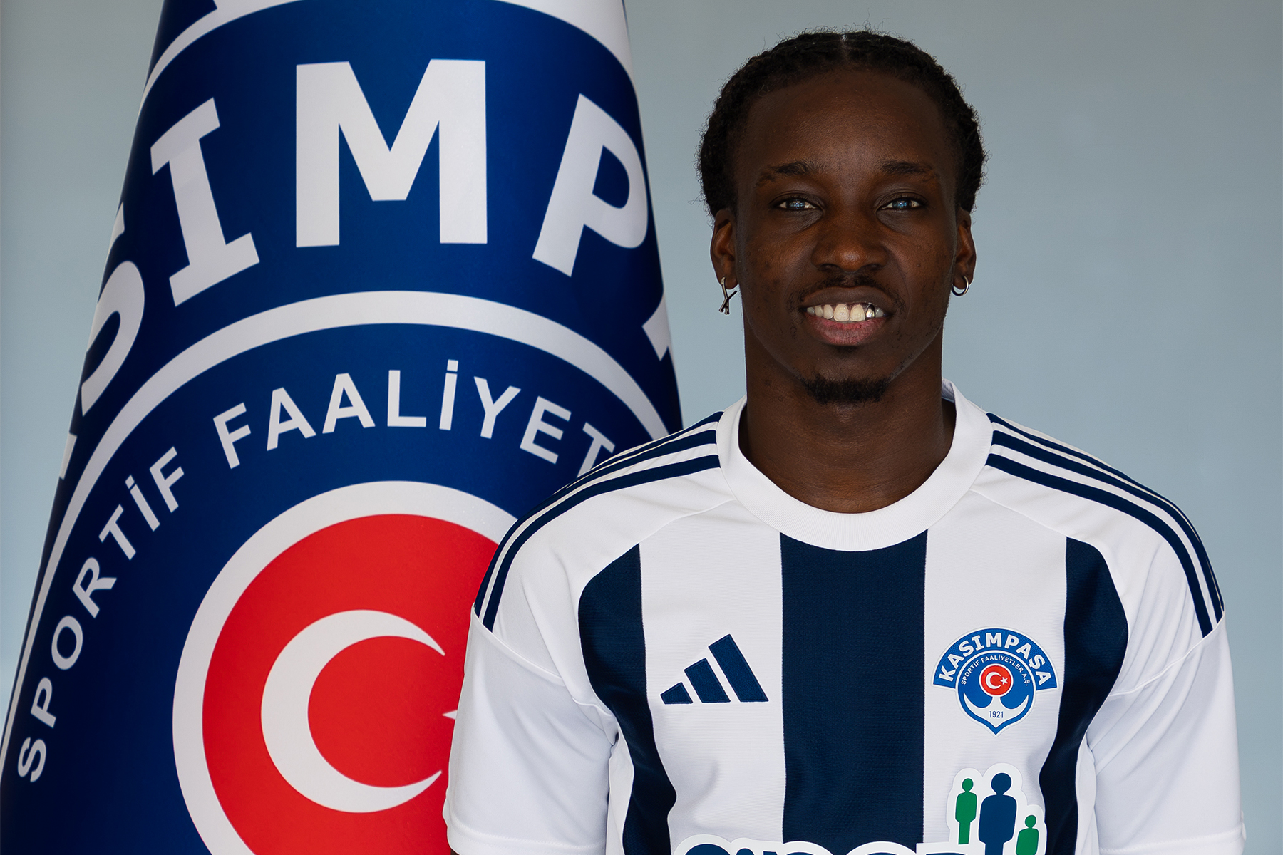 Kasımpaşa'dan 'Geri Dönüş' Transferi: Diabate Süper Lig'e Merhaba Dedi (İlk Kez!)