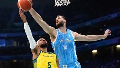 Anadolu Efes, Yunan yıldızı kadrosuna kattı