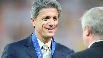 Galatasaray'ın efsanesi Popescu'nun tercihi Türkiye oldu