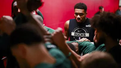 NBA'in yıldızı Antetokounmpo'dan Ergin Ataman'ın önerisine destek geldi NBA'in yıldızı Antetokounmpo'dan Ergin Ataman'ın önerisine destek geldi