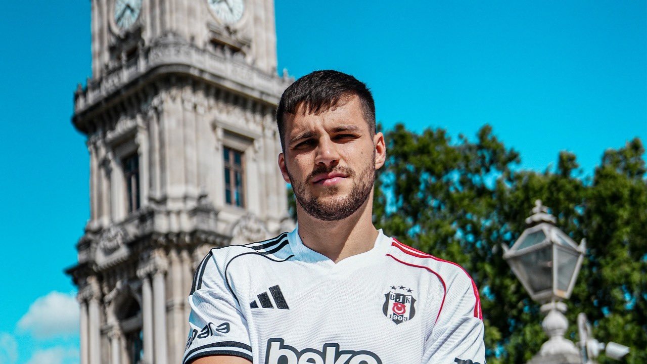 Beşiktaş'a imza atan Jurasek'ten transfer itirafı