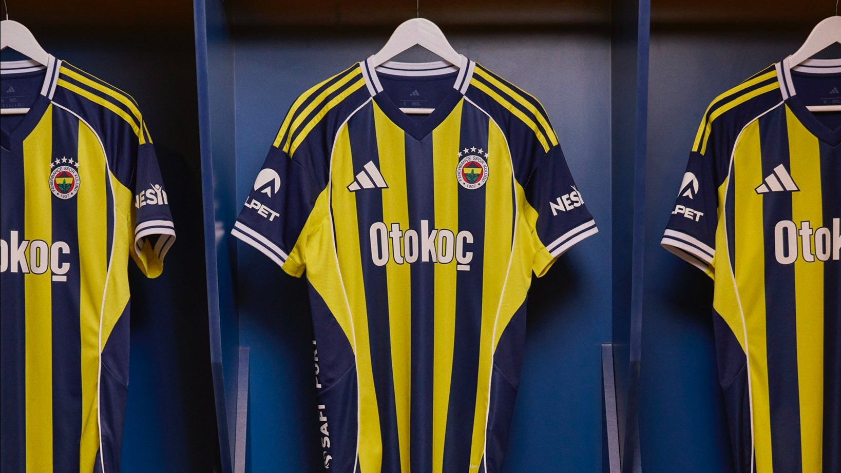 Fenerbahçe yeni sezon formalarını tanıttı