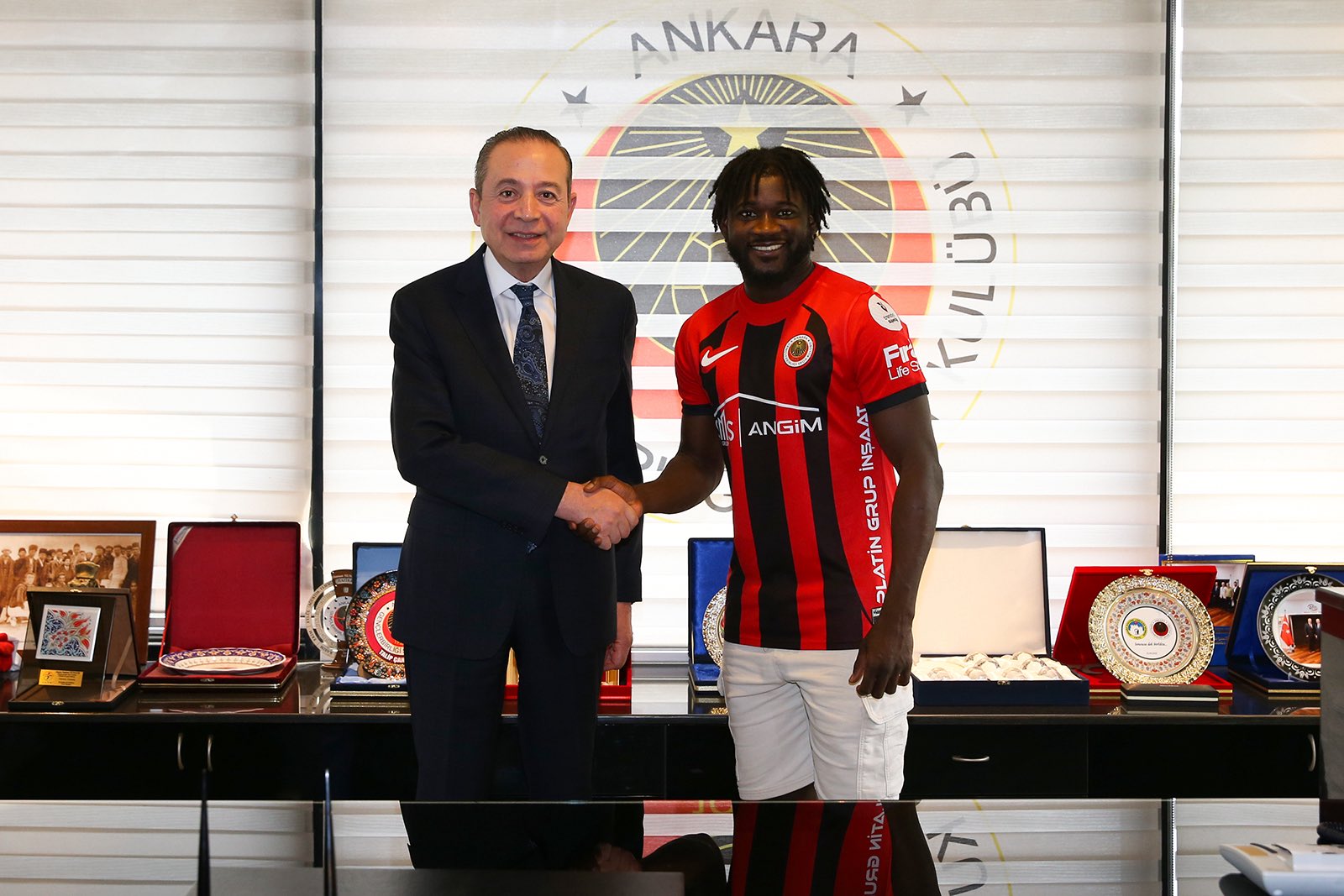 Gençlerbirliği Malili forveti kadrosuna kattı