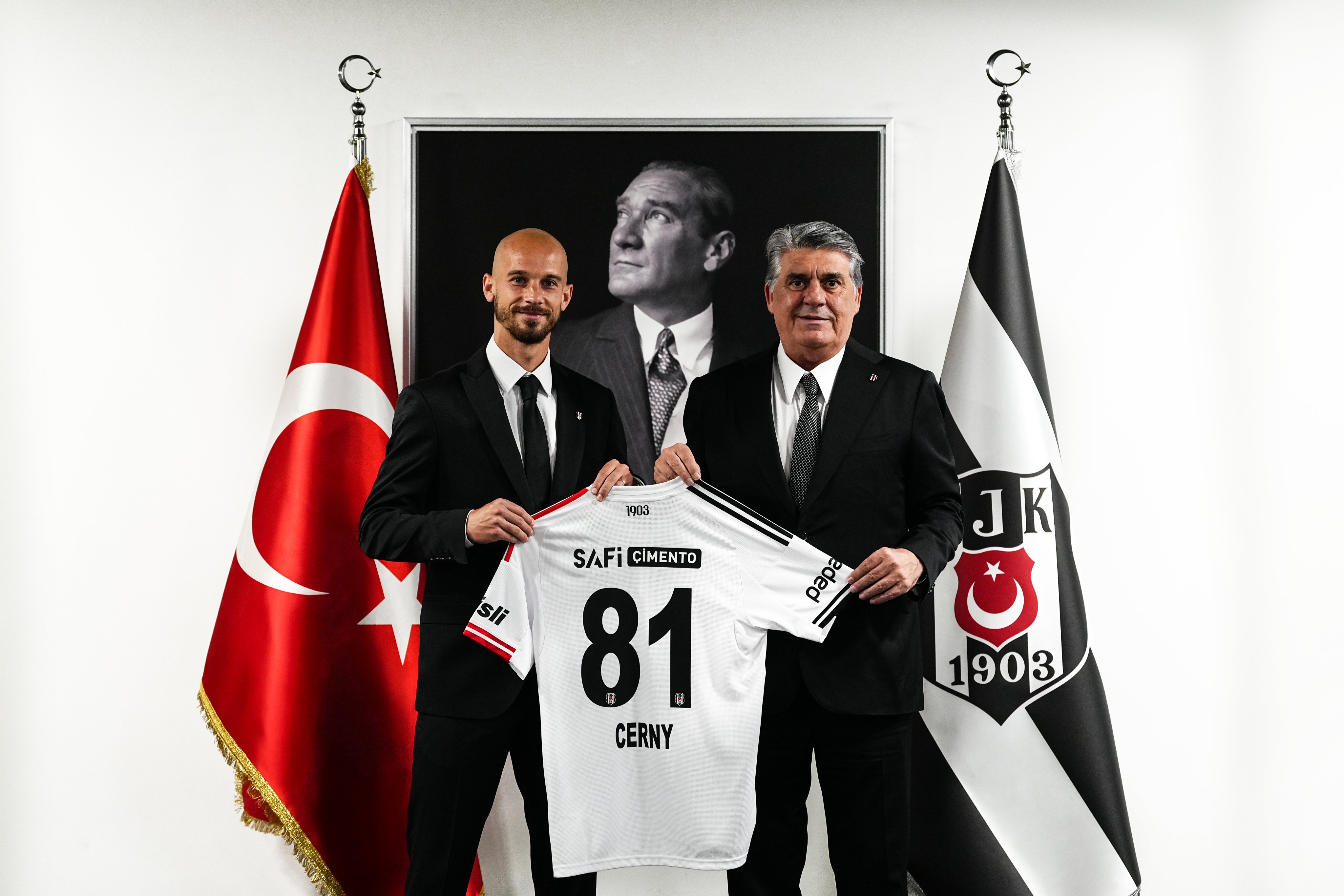 Beşiktaş Yeni Sezona Hazır! Cerny Geldi, Formasına 81 Yazdırdı: Boş Kontratı Doldurdu Sandık!