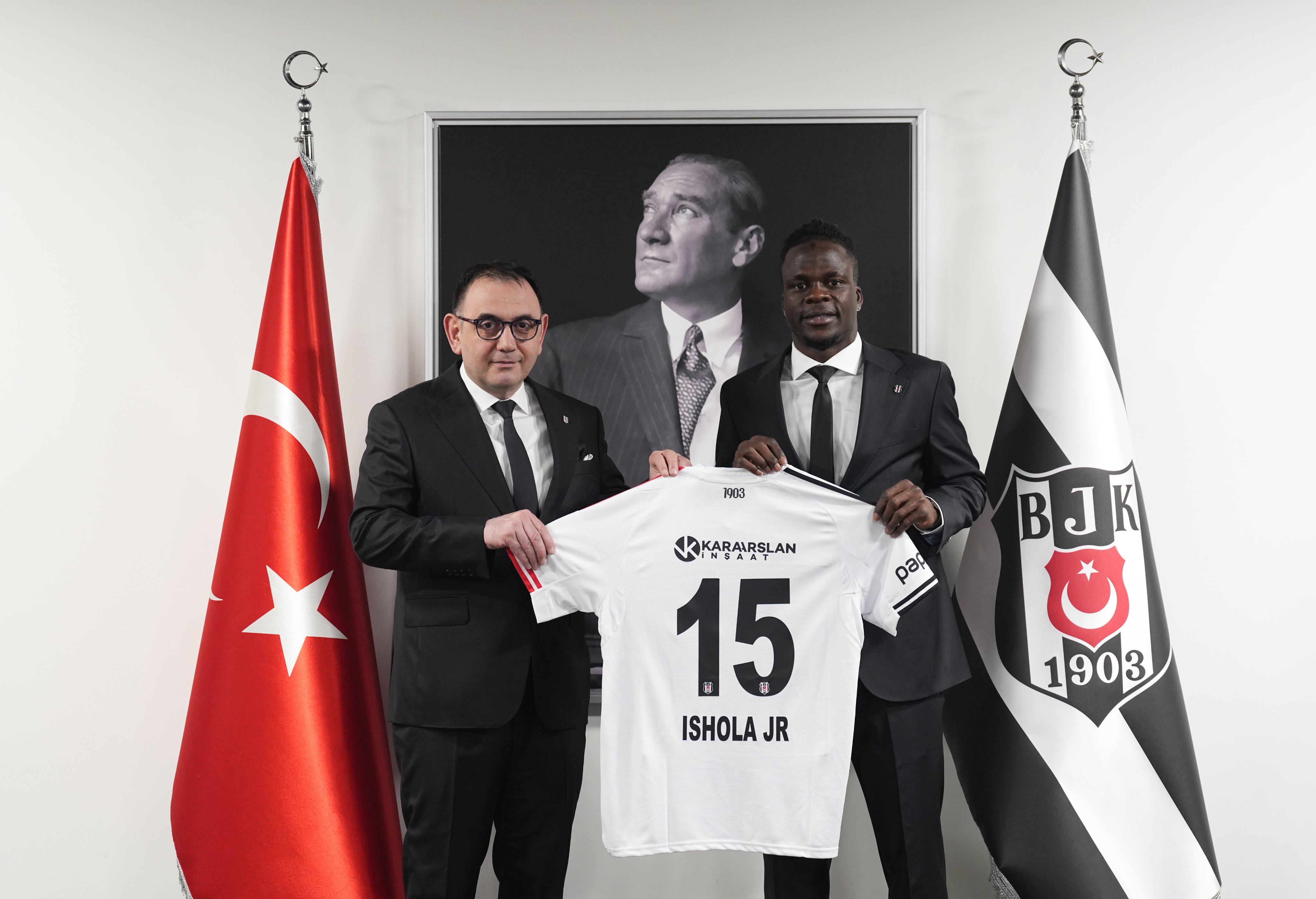 SON DAKİKA | Beşiktaş'ın yeni transferi imzayı attı