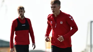 Sivasspor'da iki isimle yollar ayrıldı