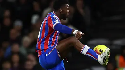 Galatasaray ve Beşiktaş'ı karşı karşıya getiren transfer: Ayrılık kesin, yeni takımını arıyor Galatasaray ve Beşiktaş'ı karşı karşıya getiren transfer: Ayrılık kesin, yeni takımını arıyor