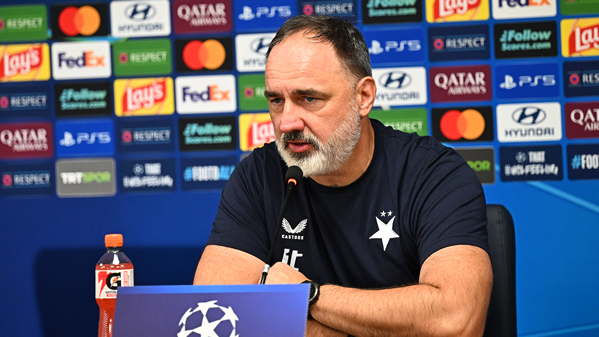 Fenerbahçe maçında Slavia Prag'ın hocasını şaşırtan olay