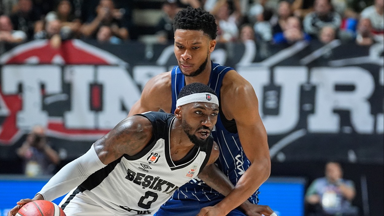 Anadolu Efes'e Beşiktaş maçında sakatlanan Dozier'den kötü haber