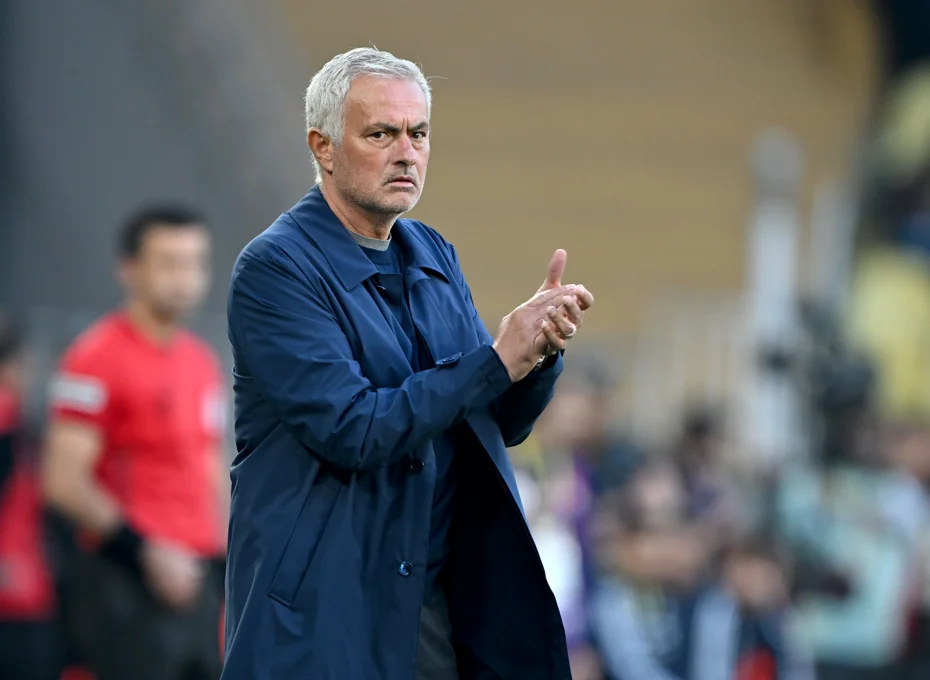 Fenerbahçe'nin teklifine yanıt: "Mourinho'nun listesinde ilk sıralarda" - 1 Fenerbahçe'nin teklifine yanıt: "Mourinho'nun listesinde ilk sıralarda" - 1