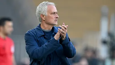 Fenerbahçe'nin teklifine yanıt: "Mourinho'nun listesinde ilk sıralarda"