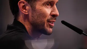 Freiburg teknik direktörü Julian Schuster'den rakibine övgü