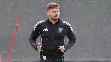 Karol Linetty 1 sezon daha Kocaelispor'da