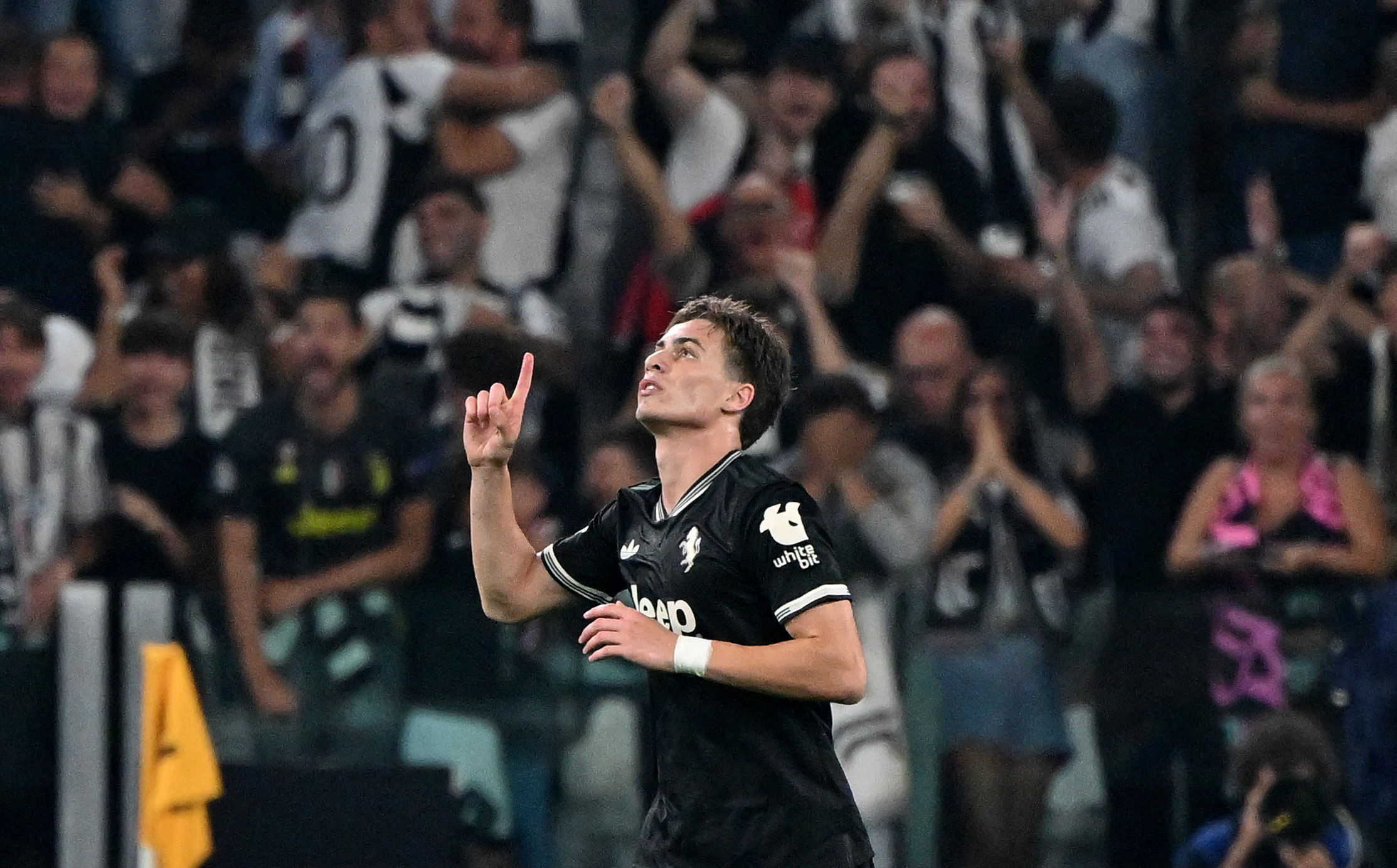 Juventus'un Hocası Yine Şaşırtıyor: Kenan Yıldız İlk 11'de, Millet N'ooluyo Diyor!