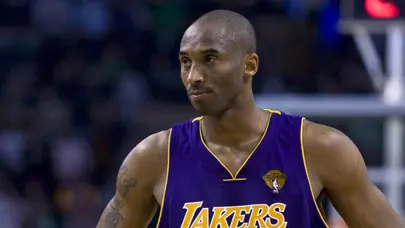 Kobe Bryant'ın forması açık artırmaya çıkıyor